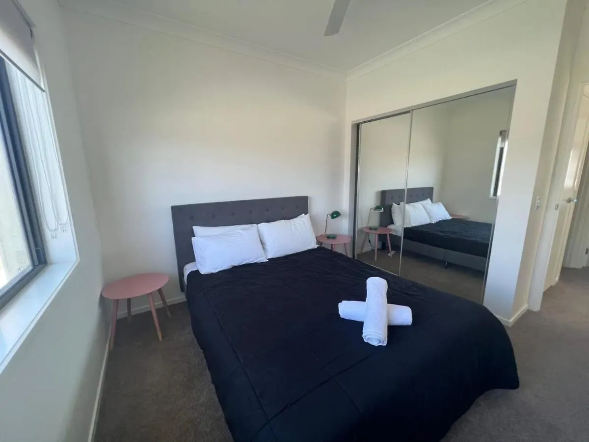 Holiday home Stunning 3Br In Serene Loc Varied Amenities Bbq Gold Coast Australia